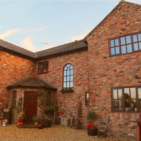 Bumbleberry Cottage Gresford Bagian luar foto